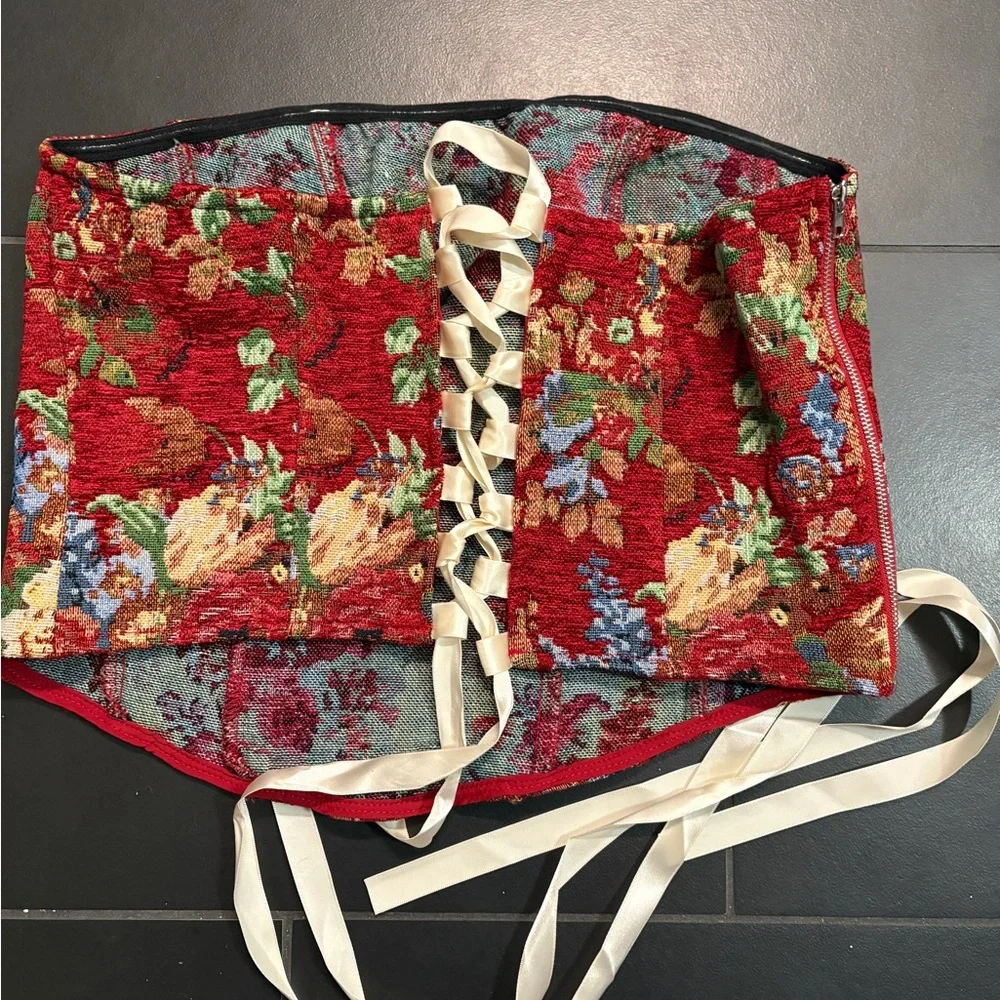 Cider Wine Red Floral Top - Picture 2 of 4